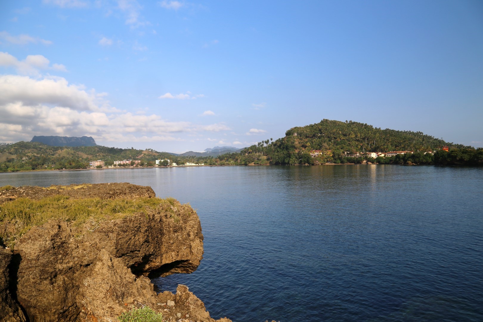 Bahia de Baracoa y El Yunque